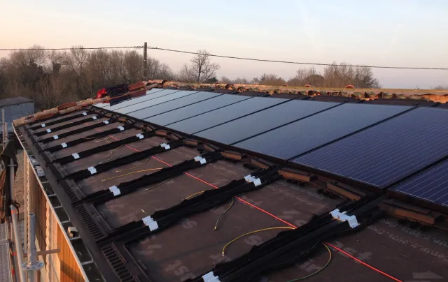 Installation, dépannage de panneaux solaires Niort - auto-consommation